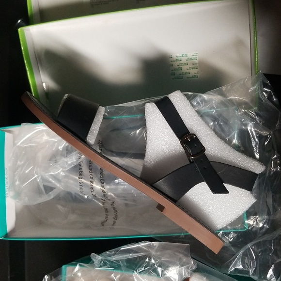 NEW, Sandals - Picture 3 of 3